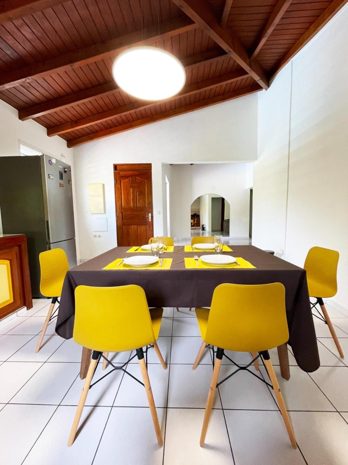 La Villa Ixora, Magnifique Villa Avec Piscine Les Abymes Exterior foto